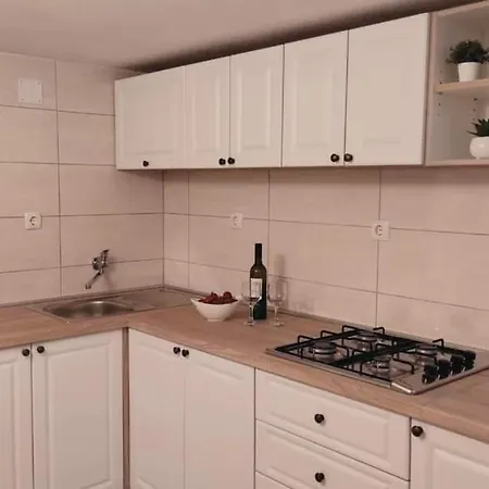 Dom wakacyjny Raj Na Otoku Bracu *